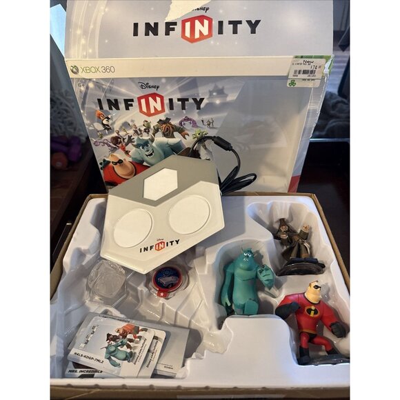 Disney Infinity 3.0 Portal Base And Figures Microsoft Xbox 360. Open Box - Picture 1 of 6